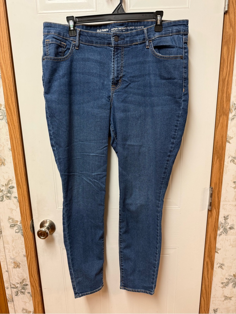 Old Navy Women's Dark Blue Skinny Jeans